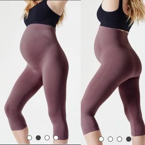 Blanqi Maternity Belly Support Crop Leggings  S